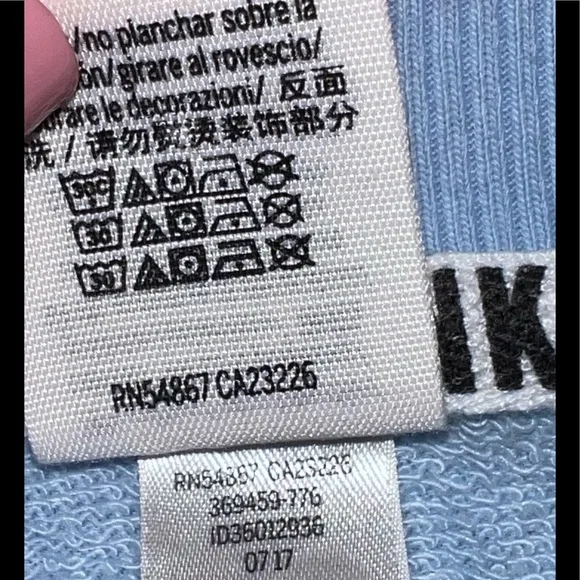 💙Vs PINK sweatshirt💙 - Picture 7 of 7